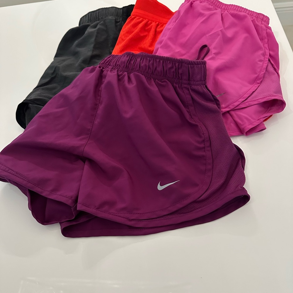 Women’s 4 Nike shorts